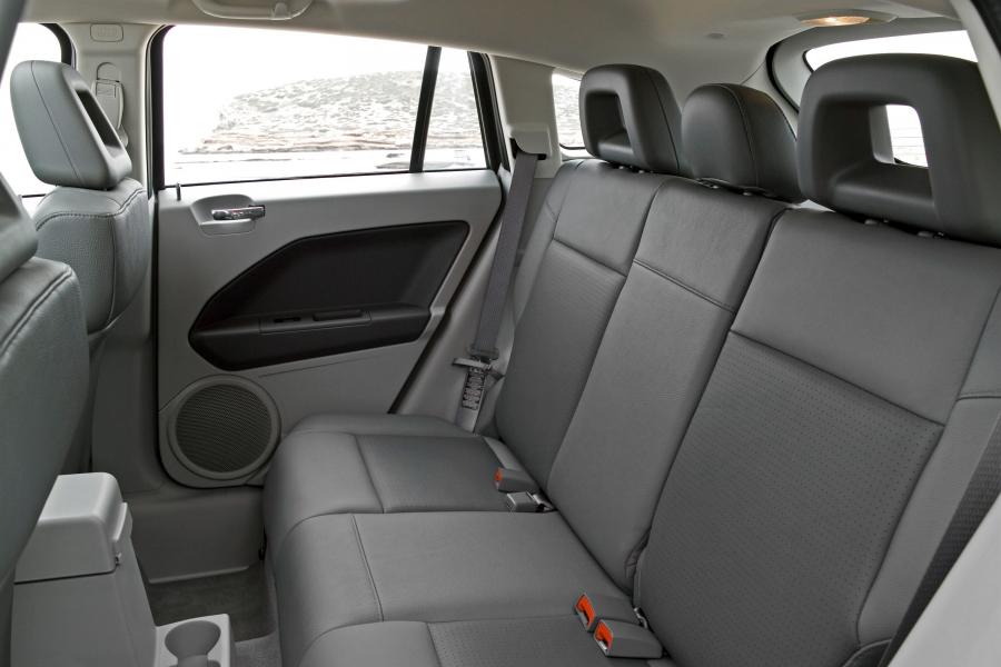  Dodge Caliber 2007 года  (фото 71 из 143)